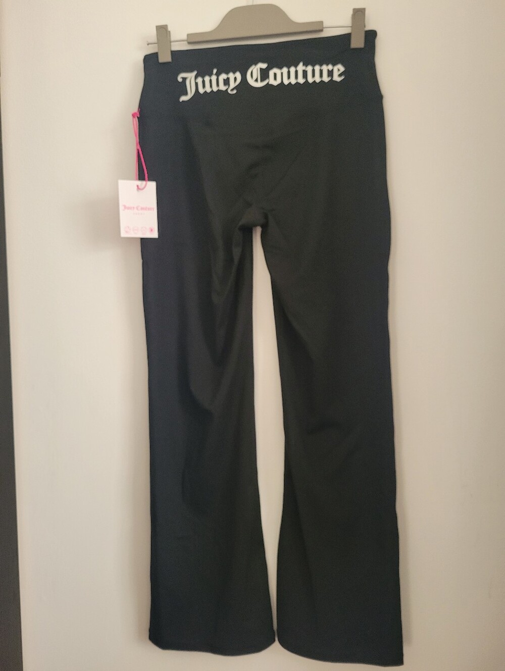 NWT Juicy Couture Sport Women's Logo Flared Yoga Pants Leggings Black pockets M